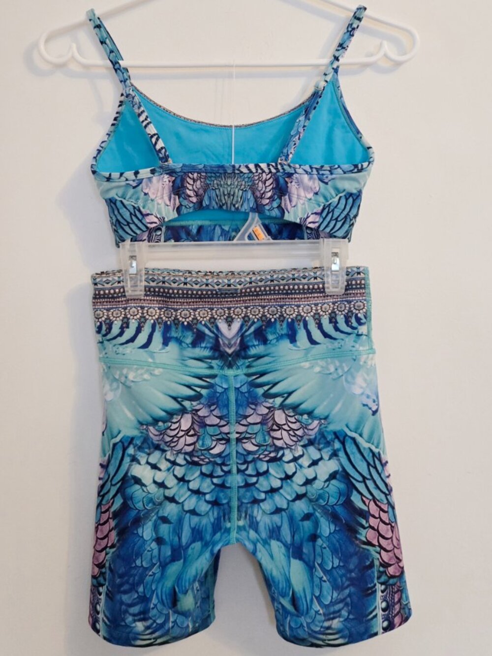 Camilla MoonDance Active Crop Top Sports Bra and Biker Running Shorts Size XS - Picture 4 of 15